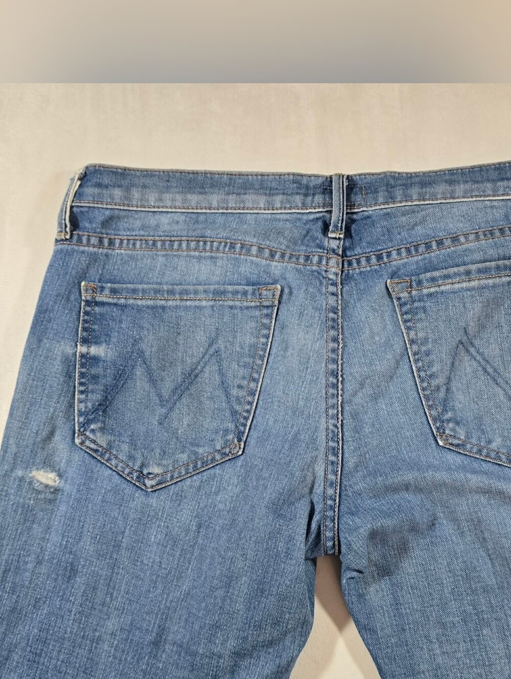 ​MOTHER The Rascal Crop Jeans Tickle Fights and Barbeques Womens Size 28